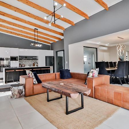 House Of Bongekile 4 Bed Luxury Home In Malelane Malalane Esterno foto