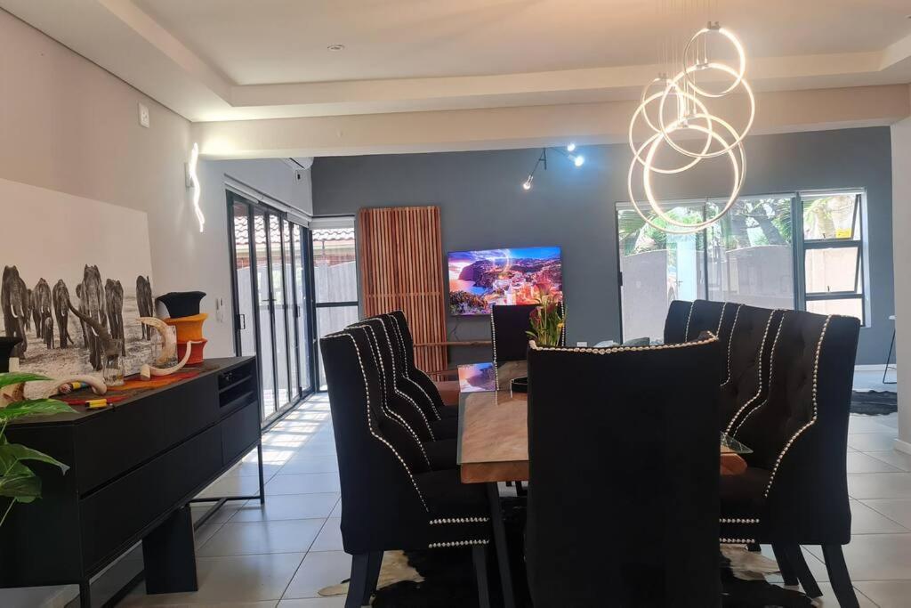 House Of Bongekile 4 Bed Luxury Home In Malelane Malalane Esterno foto
