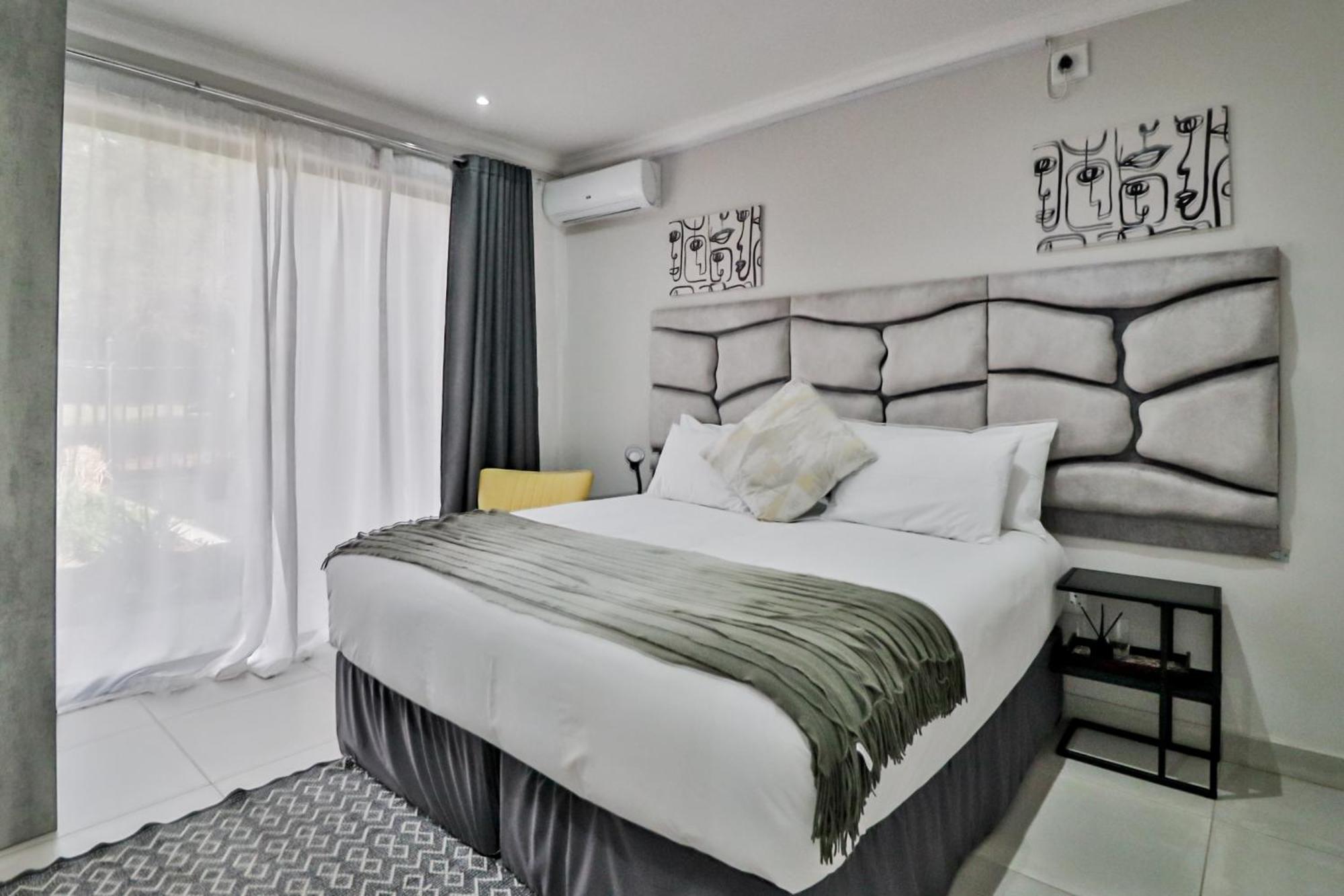 House Of Bongekile 4 Bed Luxury Home In Malelane Malalane Esterno foto