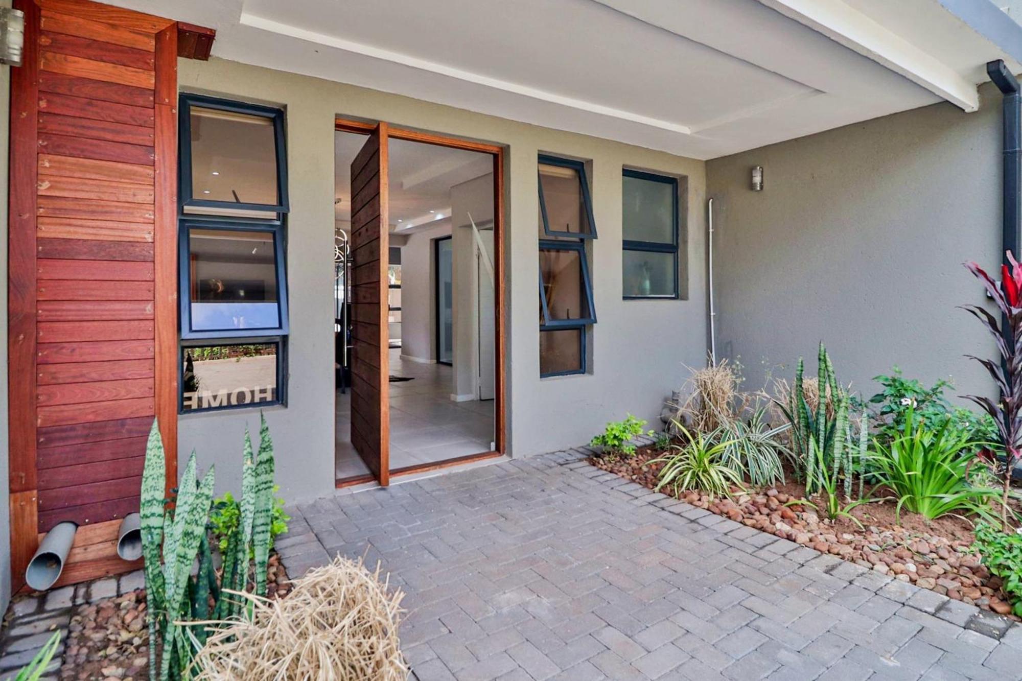 House Of Bongekile 4 Bed Luxury Home In Malelane Malalane Esterno foto